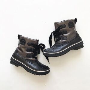 Sorel Black lace up short rain Boots Size 5